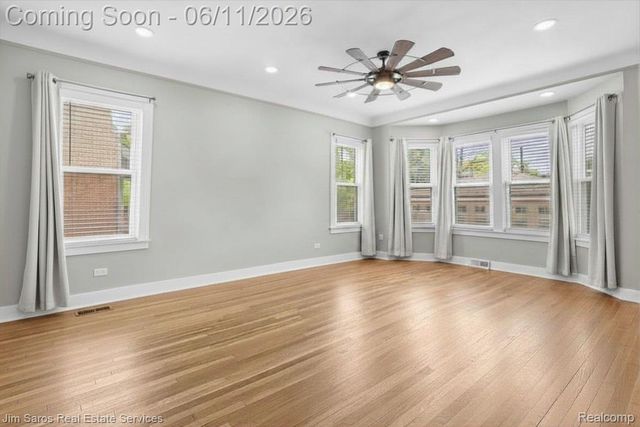 1215 Nottingham Road, Grosse Pointe Park, MI 48230