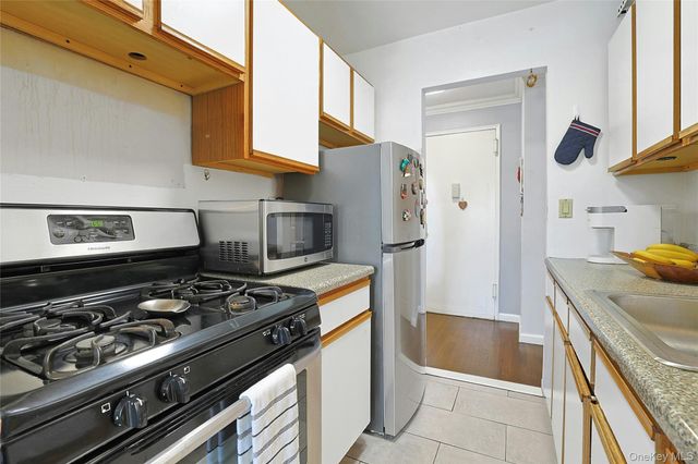 1300 Midland Avenue C39, Yonkers, NY 10704
