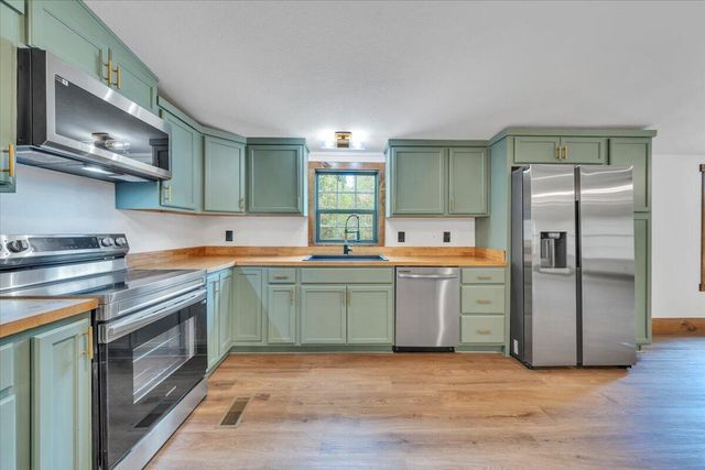 2781 Johnson School RD, Thaxton, VA 24174