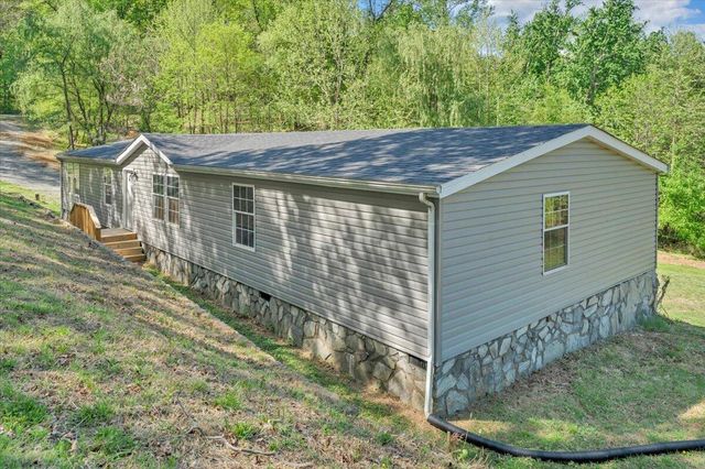 2781 Johnson School RD, Thaxton, VA 24174