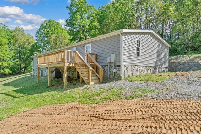 2781 Johnson School RD, Thaxton, VA 24174