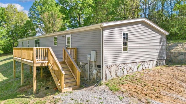 2781 Johnson School RD, Thaxton, VA 24174