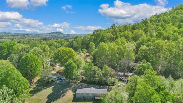 2781 Johnson School RD, Thaxton, VA 24174