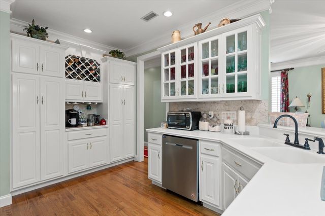 8215 Paces Ferry Crossing, Chattanooga, TN 37421