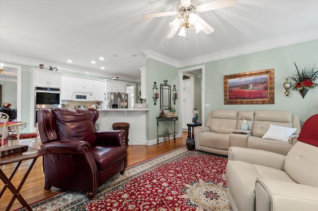 8215 Paces Ferry Crossing, Chattanooga, TN 37421