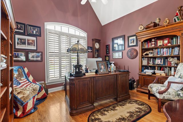 8215 Paces Ferry Crossing, Chattanooga, TN 37421