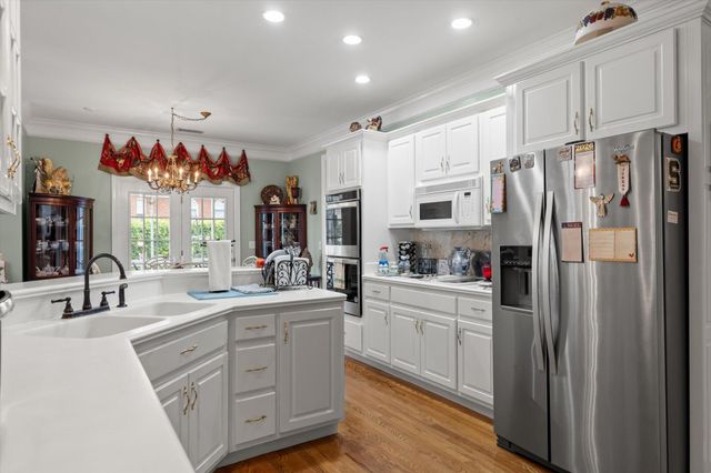 8215 Paces Ferry Crossing, Chattanooga, TN 37421