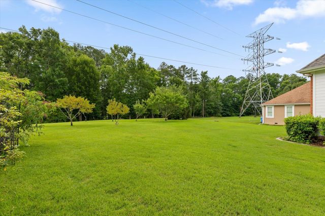 8215 Paces Ferry Crossing, Chattanooga, TN 37421