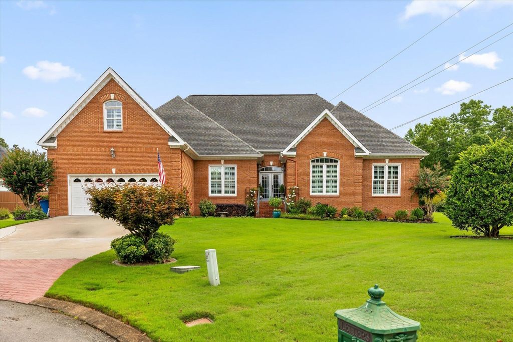 8215 Paces Ferry Crossing, Chattanooga, TN 37421