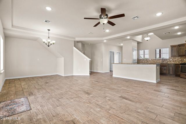 618 Rafael Marmolejo Street, Socorro, TX 79927