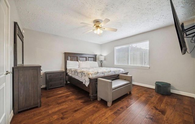 16147 New Field Drive, Houston, TX 77082