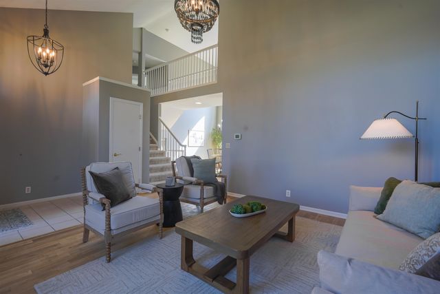 330 S Fairway Cir, Andover, KS 67002