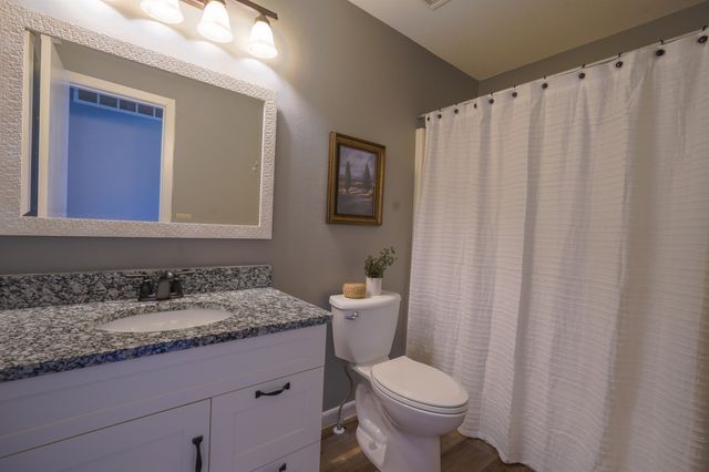 330 S Fairway Cir, Andover, KS 67002