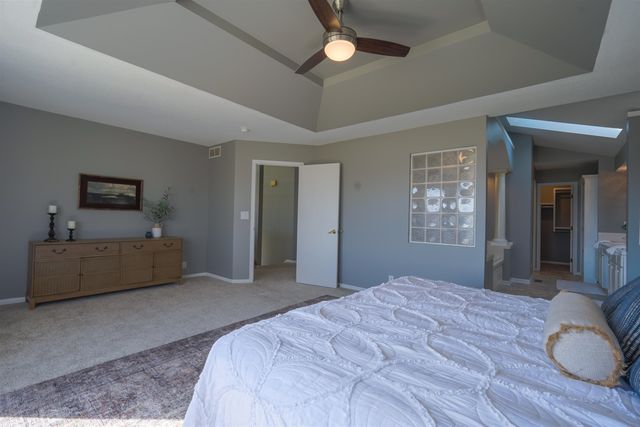 330 S Fairway Cir, Andover, KS 67002