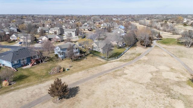 330 S Fairway Cir, Andover, KS 67002