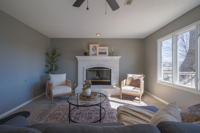 330 S Fairway Cir, Andover, KS 67002