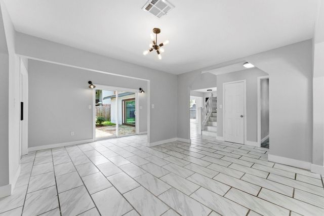 206 W North Hill Drive, Spring, TX 77388