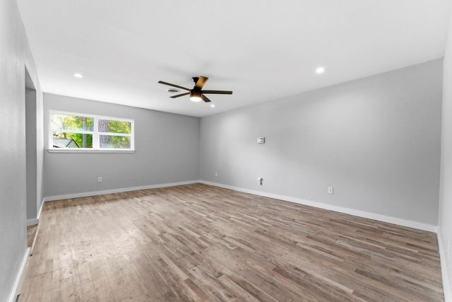 206 W North Hill Drive, Spring, TX 77388