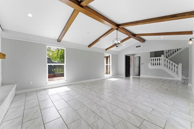 206 W North Hill Drive, Spring, TX 77388