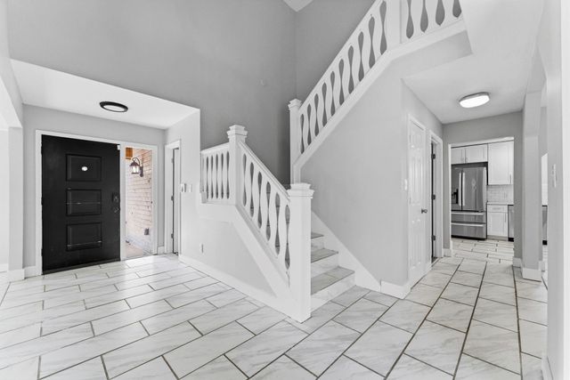 206 W North Hill Drive, Spring, TX 77388