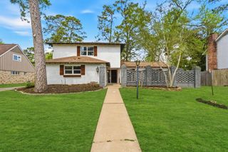 206 W North Hill Drive, Spring, TX 77388