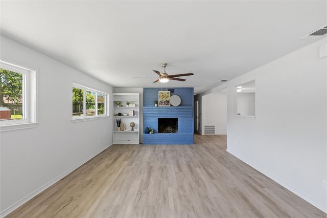 1916 Vinewood Drive, Bryan, TX 77802