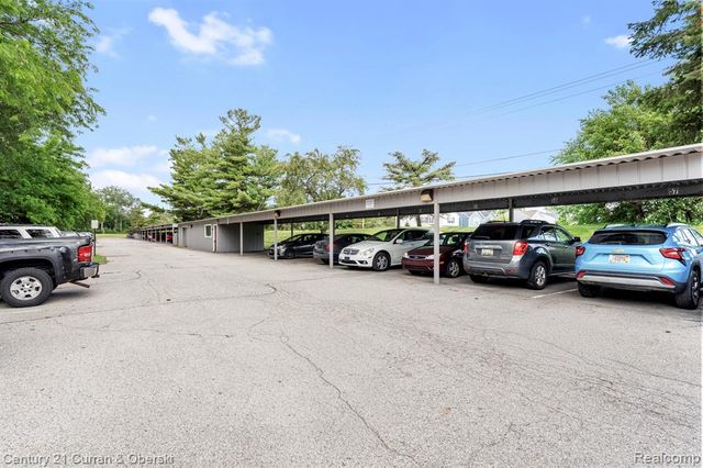 9601 Bayview Drive 301, Ypsilanti, MI 48197