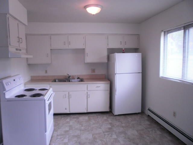 1403 Huntington Avenue, Kalamazoo Twp, MI 49048