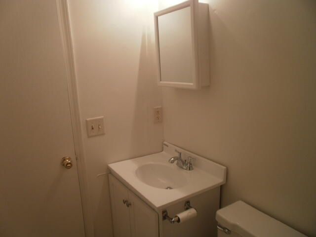 1403 Huntington Avenue, Kalamazoo Twp, MI 49048