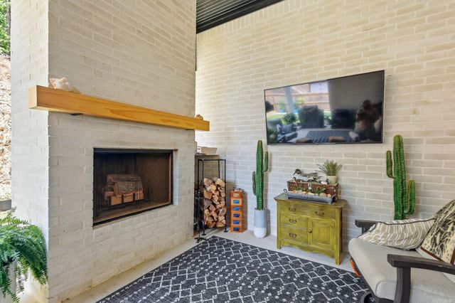 121 Calion Court, Little Rock, AR 72223