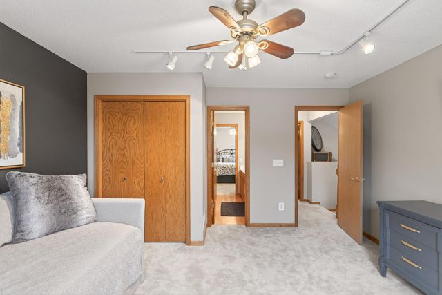 10500 57th Place N, Plymouth, MN 55442