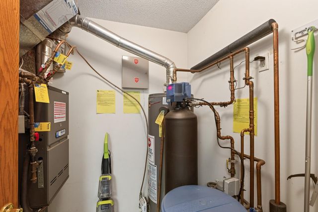 10500 57th Place N, Plymouth, MN 55442