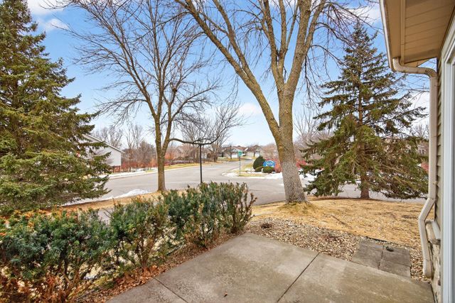 10500 57th Place N, Plymouth, MN 55442