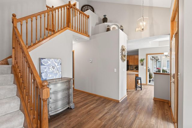 10500 57th Place N, Plymouth, MN 55442