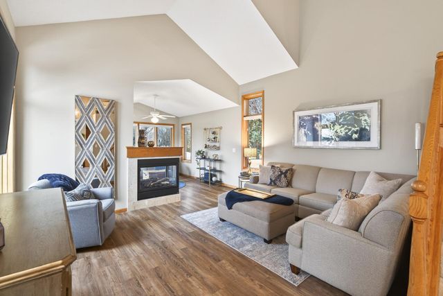 10500 57th Place N, Plymouth, MN 55442