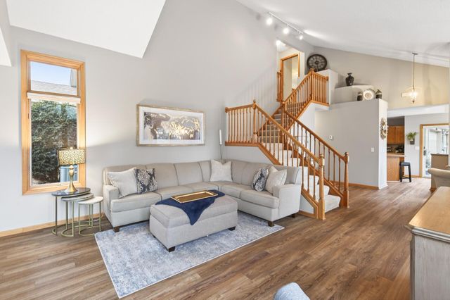 10500 57th Place N, Plymouth, MN 55442