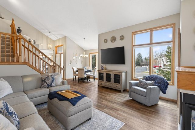 10500 57th Place N, Plymouth, MN 55442