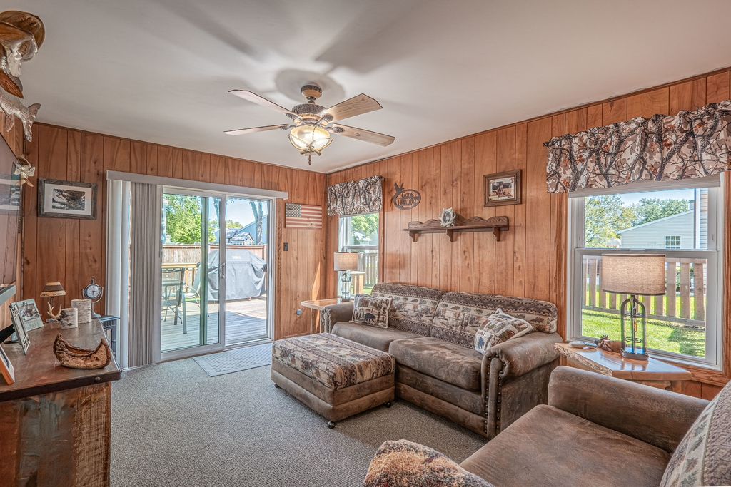 Image 10 of property listing at 20533 S Graceland Lane, Frankfort, IL 60423