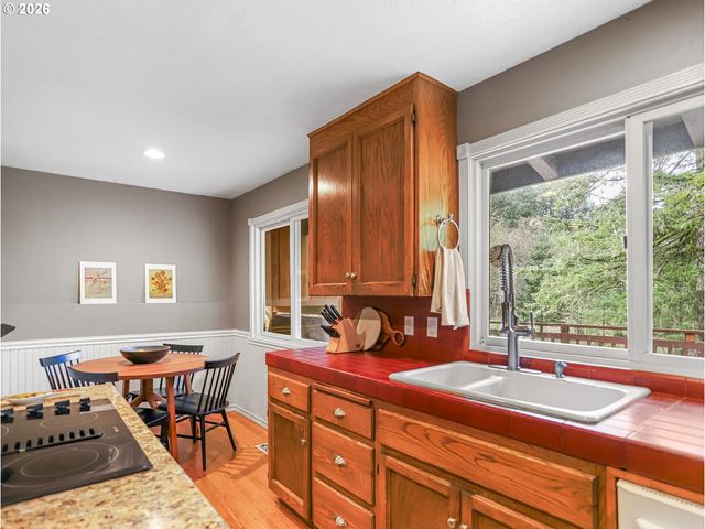 45990 Se JADRNY Rd, Sandy, OR 97055