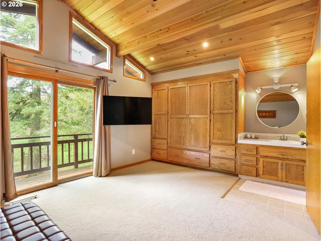 45990 Se JADRNY Rd, Sandy, OR 97055