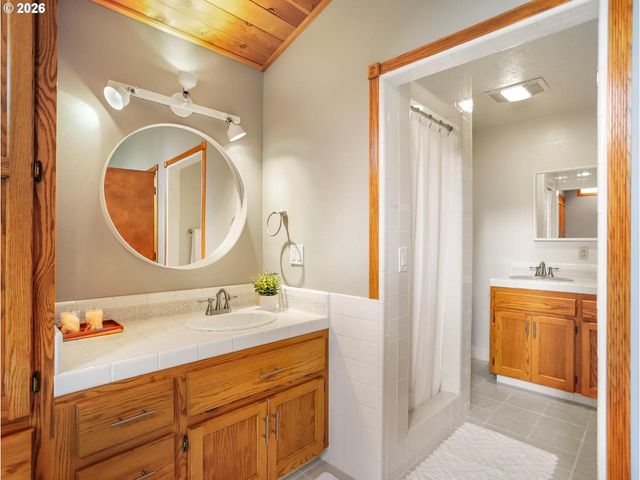 45990 Se JADRNY Rd, Sandy, OR 97055
