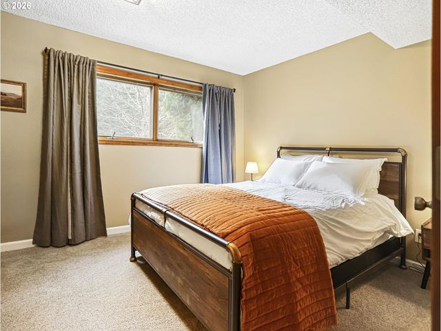 45990 Se JADRNY Rd, Sandy, OR 97055