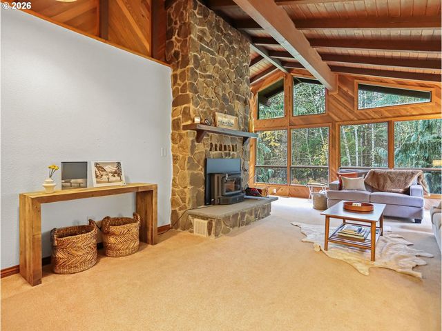 45990 Se JADRNY Rd, Sandy, OR 97055