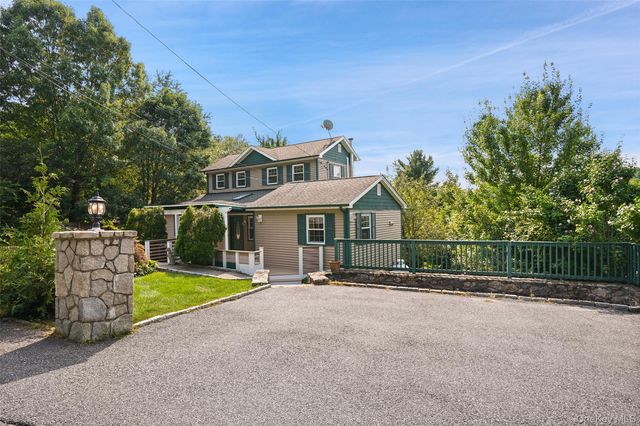 24 Inwood Place, Patterson, NY 12563