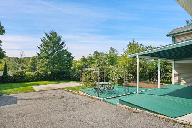 24 Inwood Place, Patterson, NY 12563