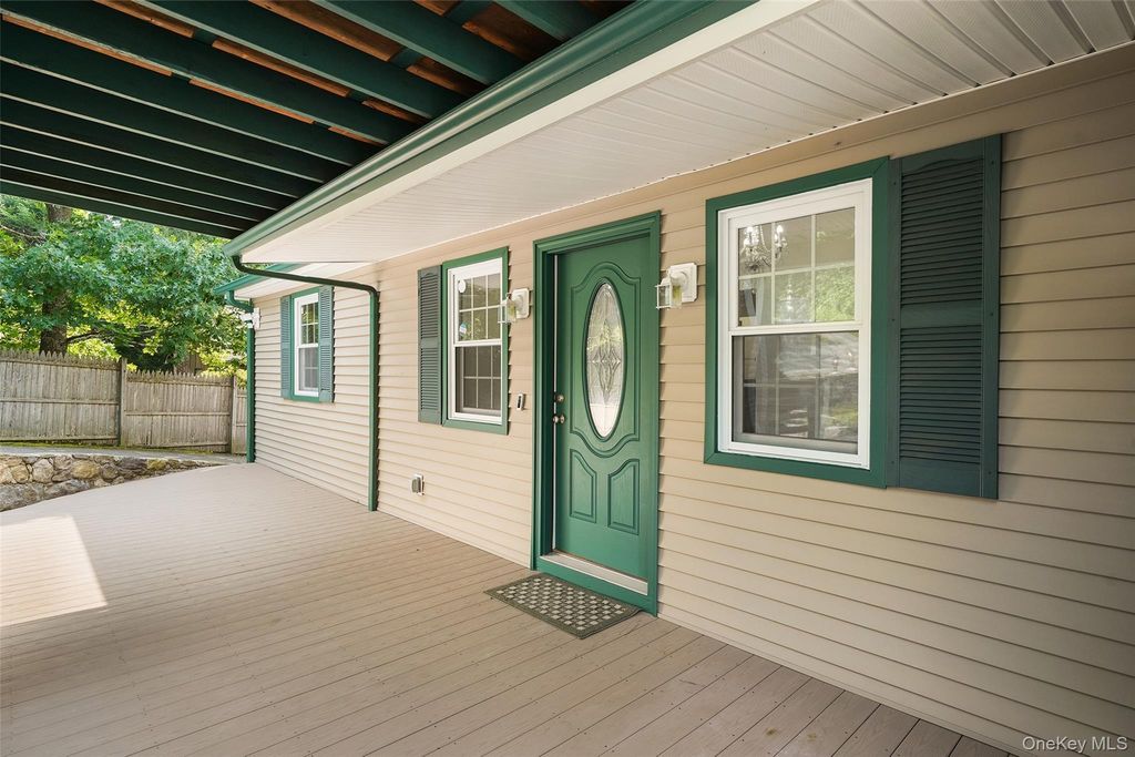 24 Inwood Place, Patterson, NY 12563 — photo 3