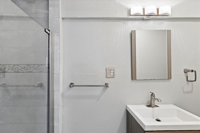 4806 Jaycrest Court, Fort Worth, TX 76135