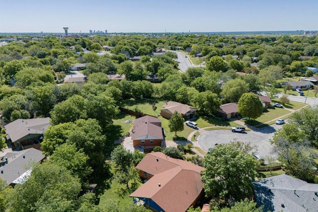 4806 Jaycrest Court, Fort Worth, TX 76135