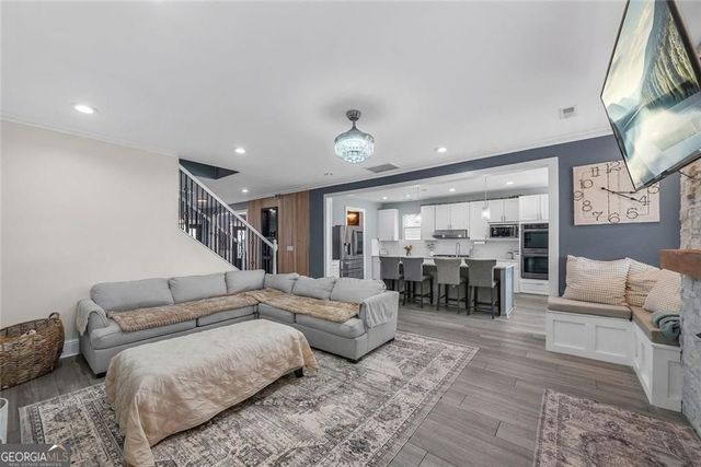 9904 Ashford Green Way, Douglasville, GA 30135