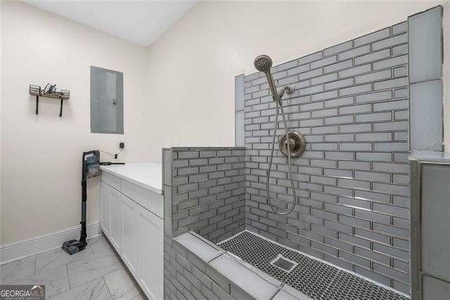 9904 Ashford Green Way, Douglasville, GA 30135